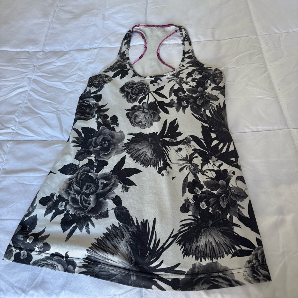 Lululemon Athletica Black and White Floral Tank Top - Picture 2 of 6